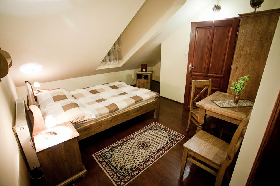 Dwor Na Wichrowym Wzgorzu Bed and Breakfast Przybysławice Kamer foto