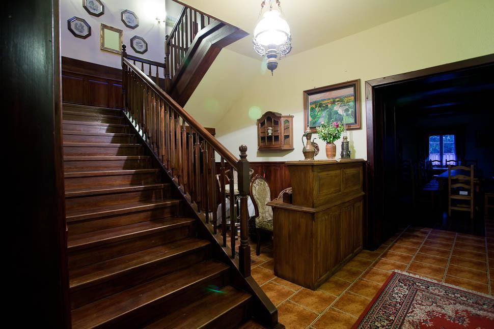 Dwor Na Wichrowym Wzgorzu Bed and Breakfast Przybysławice Buitenkant foto